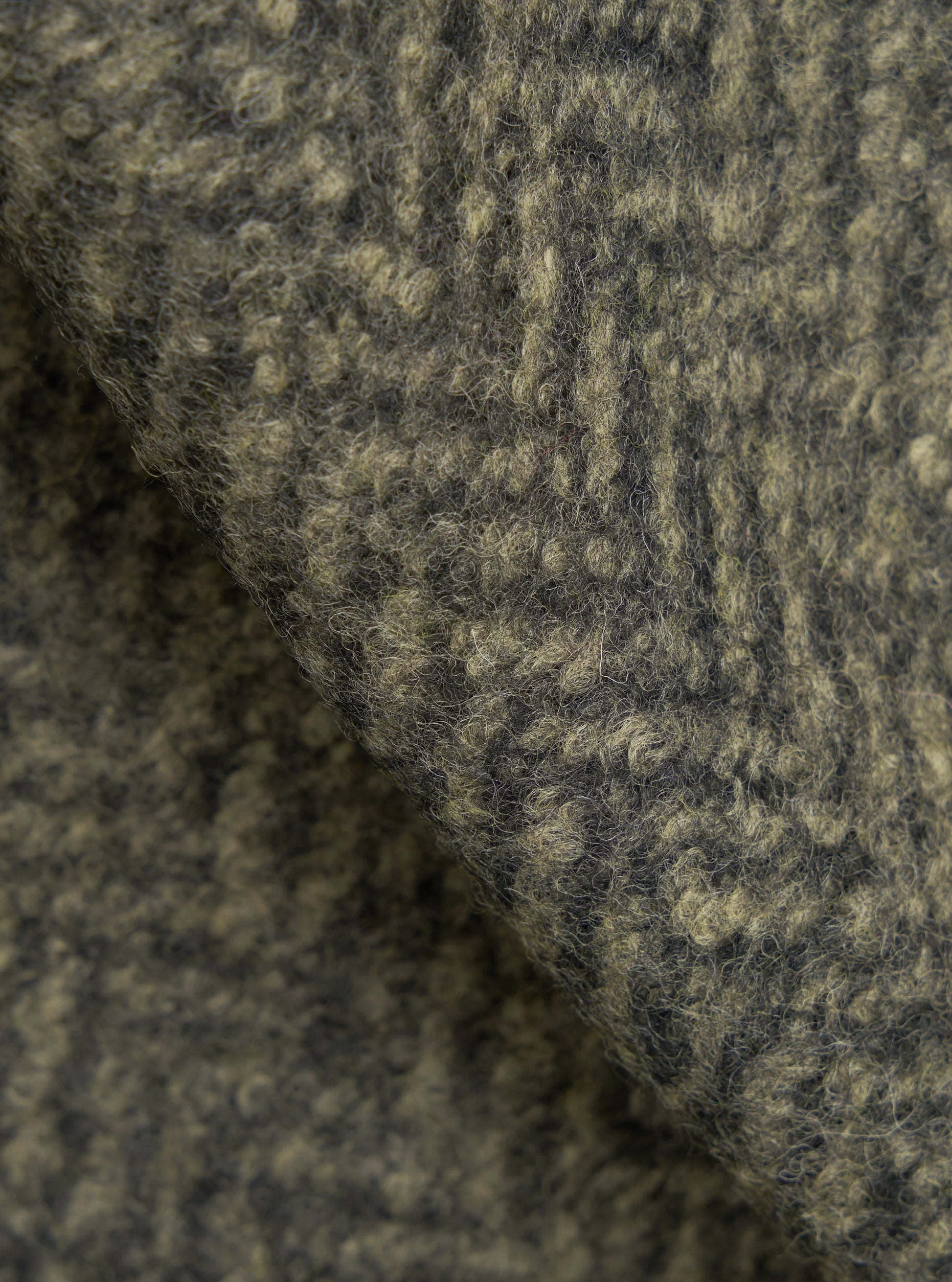 Universal Works Advance Cardigan – Raven Fleece Olive