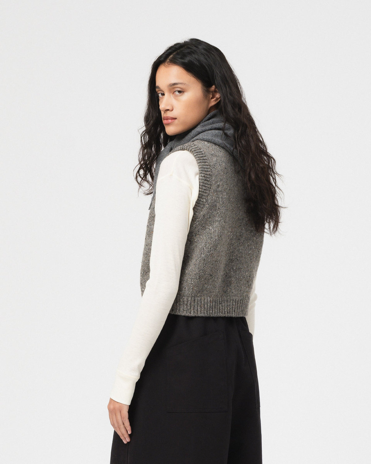 Girls of Dust Welsh Vest Neppy Wool Drizzle